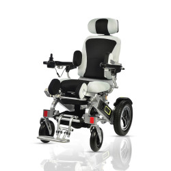 Lekki, składany wózek inwalidzki dziecięcy z napędem elektrycznym IFREE C Polska Marka GESS | Zapytaj w Sklepie Medycznym